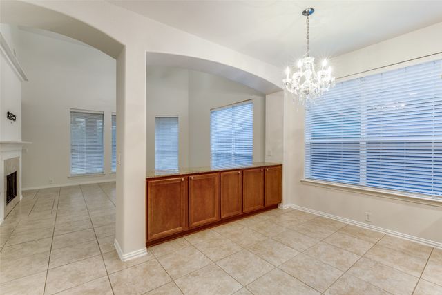 592 Burning Oak Drive, Frisco, TX 75036