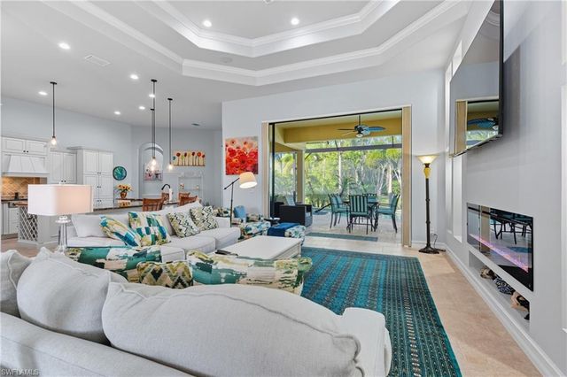 18100 Via Bellamare LN, Miromar Lakes, FL 33913