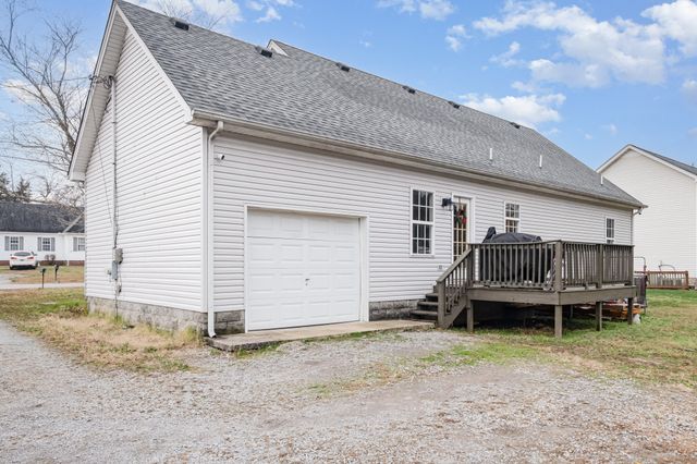 127 Mallow Dr, Christiana, TN 37037