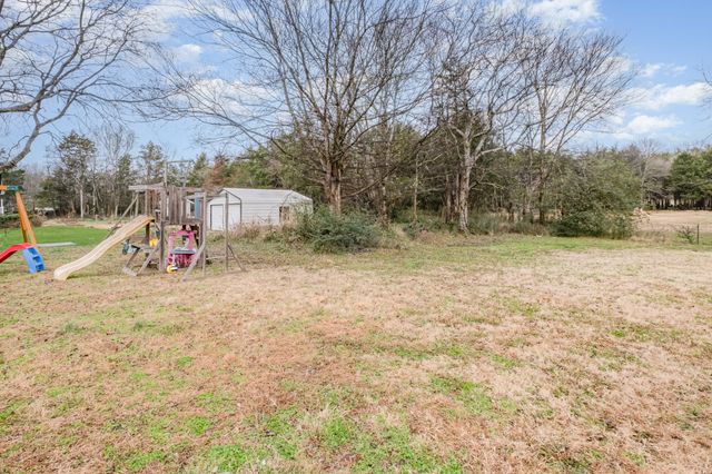 127 Mallow Dr, Christiana, TN 37037