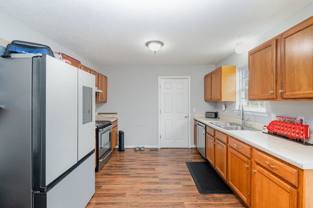 127 Mallow Dr, Christiana, TN 37037