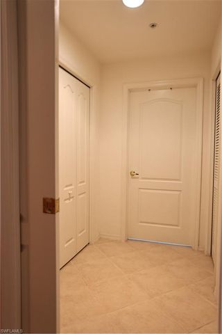 2770 Cypress Trace CIR 2423, Naples, FL 34119