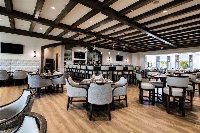 2770 Cypress Trace CIR 2423, Naples, FL 34119