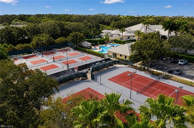 2770 Cypress Trace CIR 2423, Naples, FL 34119