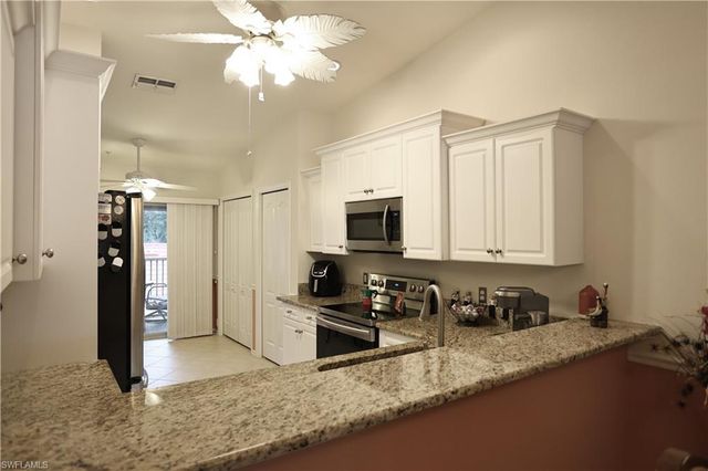 2770 Cypress Trace CIR 2423, Naples, FL 34119