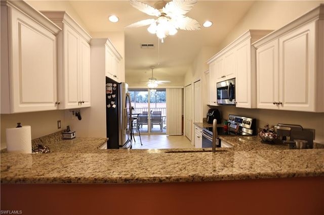 2770 Cypress Trace CIR 2423, Naples, FL 34119