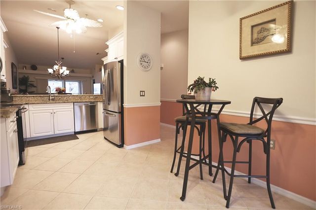 2770 Cypress Trace CIR 2423, Naples, FL 34119