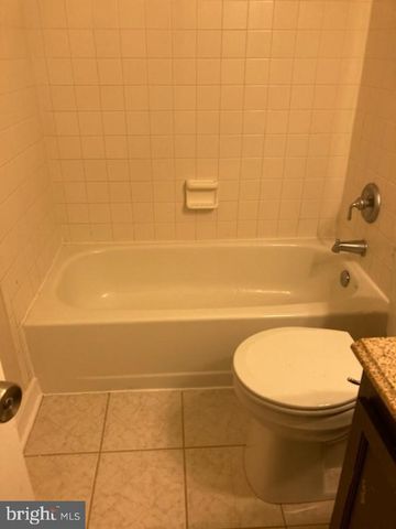 11846 CRITTON CIR, Woodbridge, VA 22192