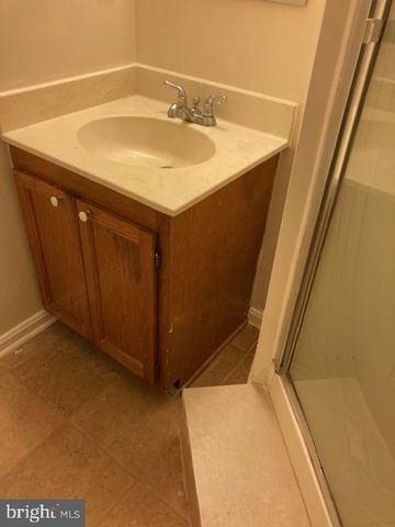 11846 CRITTON CIR, Woodbridge, VA 22192