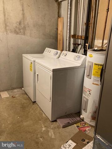 11846 CRITTON CIR, Woodbridge, VA 22192