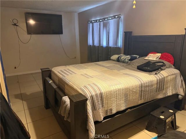 9096 Elm, Fontana, CA 92335