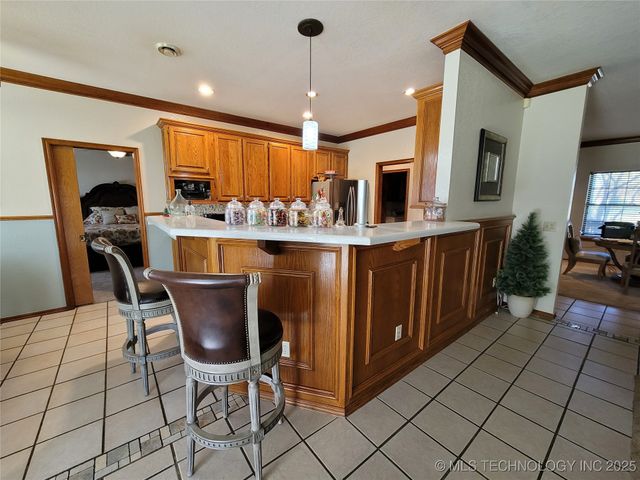 158 N Spinnaker Run, Stigler, OK 74462