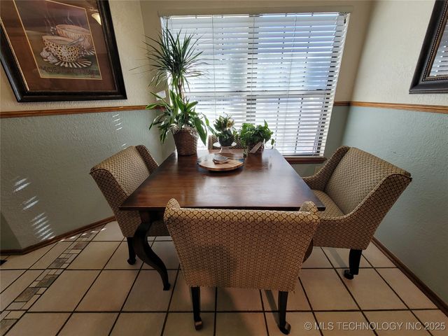 158 N Spinnaker Run, Stigler, OK 74462