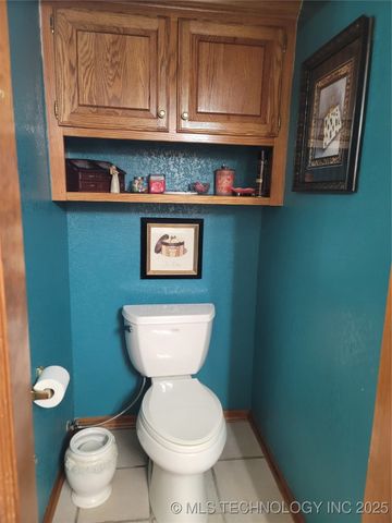 158 N Spinnaker Run, Stigler, OK 74462