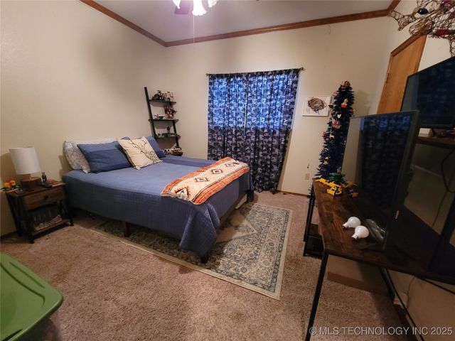 158 N Spinnaker Run, Stigler, OK 74462