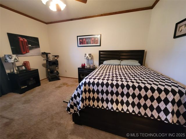 158 N Spinnaker Run, Stigler, OK 74462