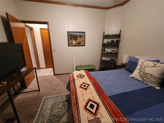 158 N Spinnaker Run, Stigler, OK 74462