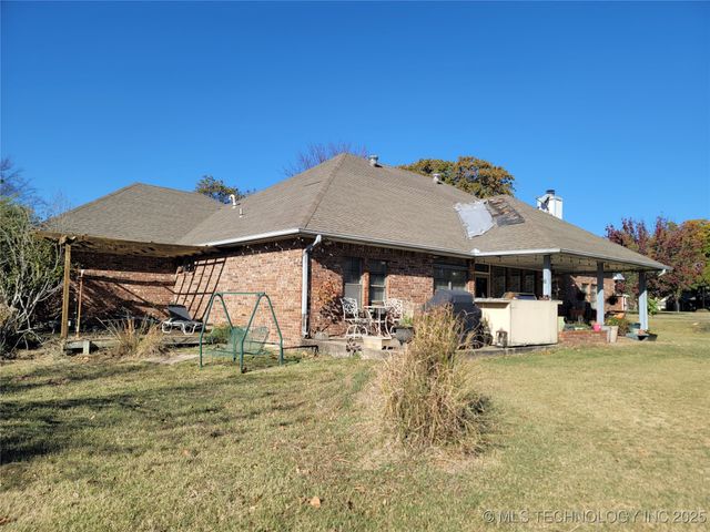 158 N Spinnaker Run, Stigler, OK 74462
