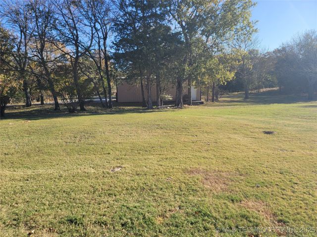 158 N Spinnaker Run, Stigler, OK 74462