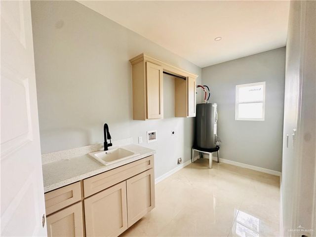 5845 Cardiff Avenue, Edinburg, TX 78542