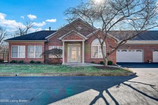 10614 Savoy Ct, Louisville, KY 40223
