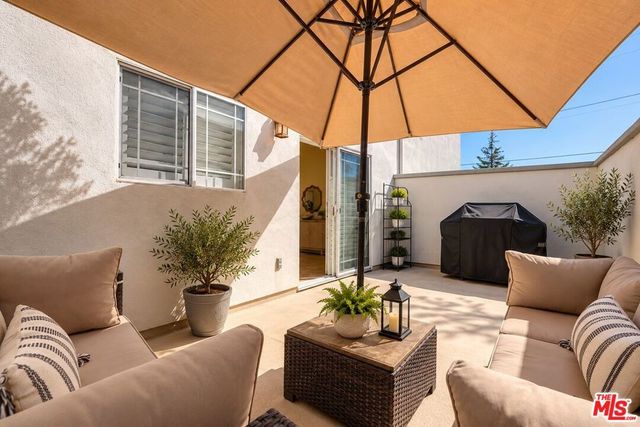 14544 Margate Street 4, Sherman Oaks, CA 91411