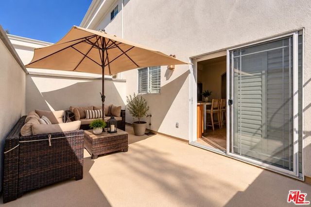 14544 Margate Street 4, Sherman Oaks, CA 91411