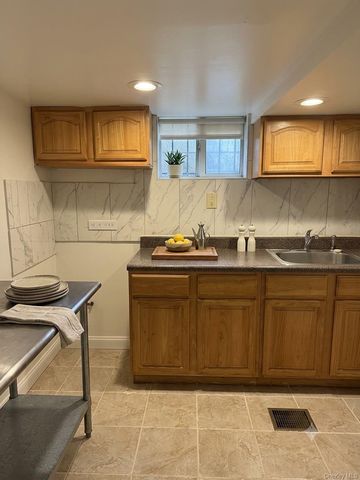 15744 Quince Avenue, Flushing, NY 11355