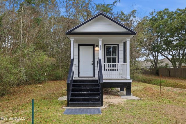 220 Church Lane, Long Beach, MS 39560
