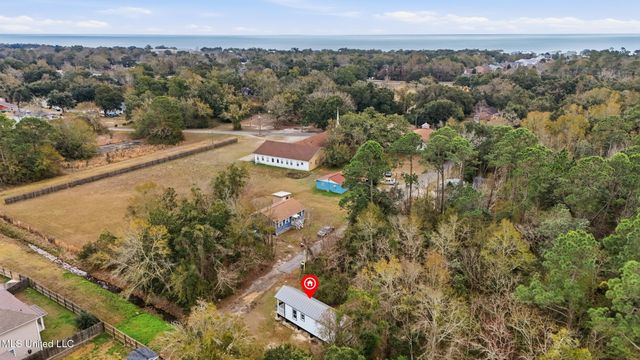 220 Church Lane, Long Beach, MS 39560