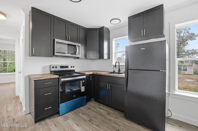 220 Church Lane, Long Beach, MS 39560