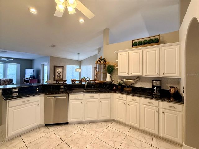 14049 SW 112TH CIRCLE, Dunnellon, FL 34432