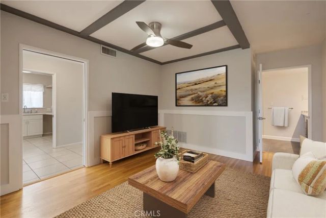 1560 Carnation Way, Upland, CA 91786