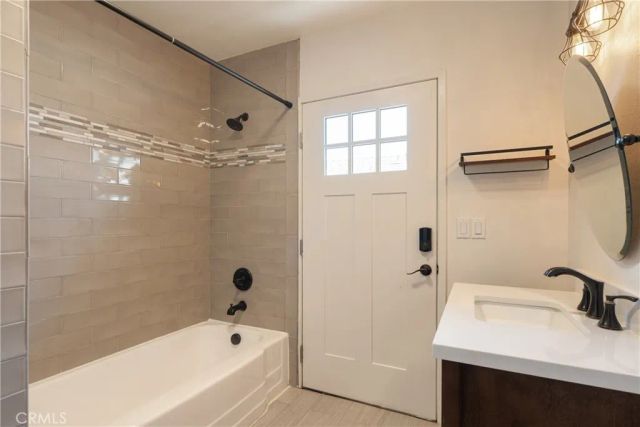 1560 Carnation Way, Upland, CA 91786