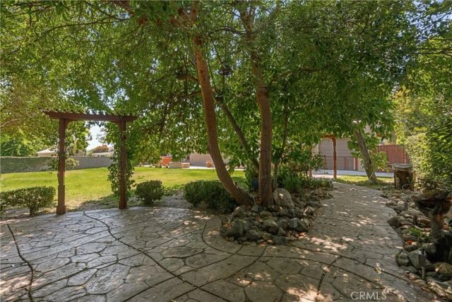 1560 Carnation Way, Upland, CA 91786