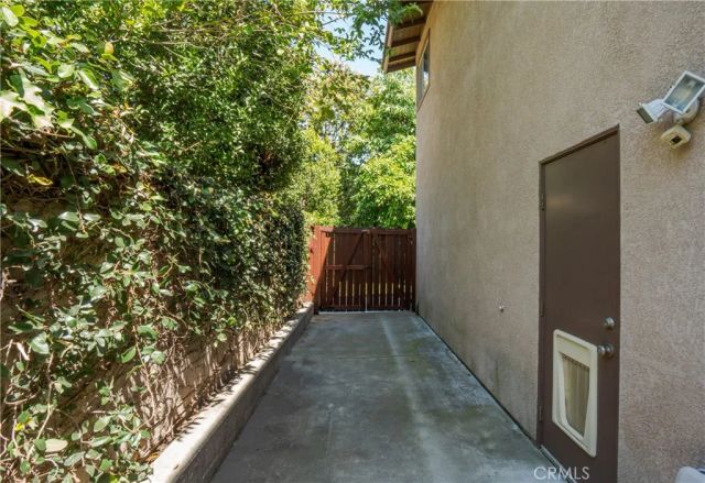 1560 Carnation Way, Upland, CA 91786