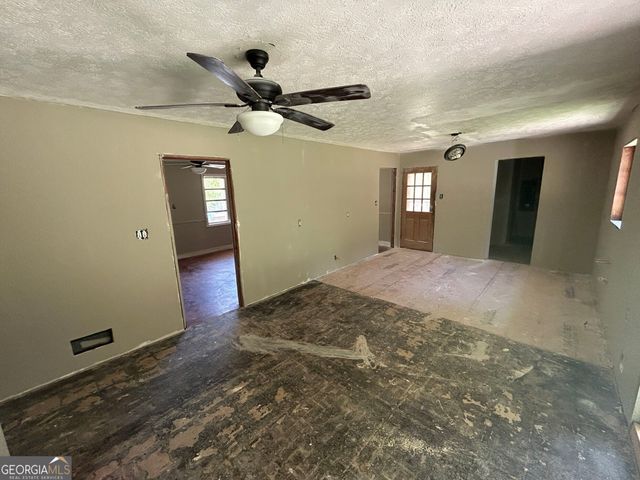 169 Kennedy Road, Griffin, GA 30223