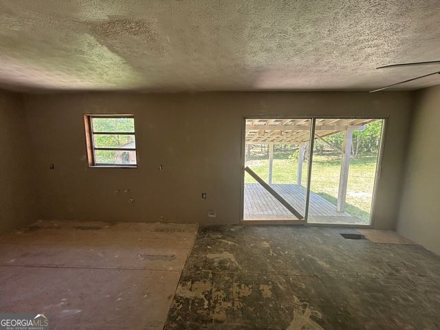 169 Kennedy Road, Griffin, GA 30223