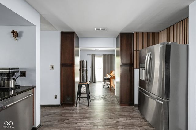 9216 Homeside Drive, Indianapolis, IN 46250