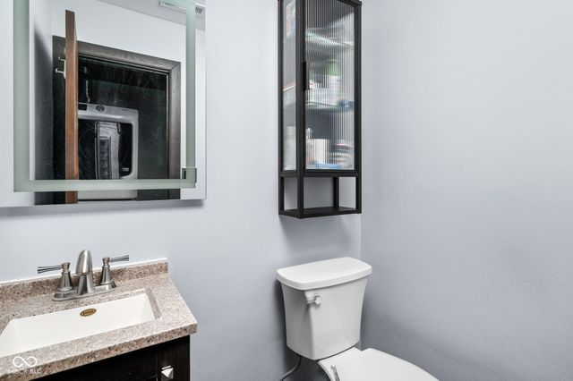 9216 Homeside Drive, Indianapolis, IN 46250