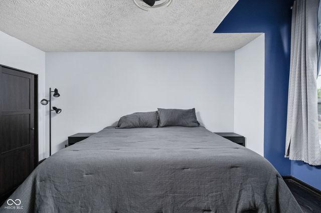 9216 Homeside Drive, Indianapolis, IN 46250