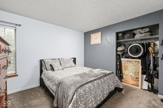 9216 Homeside Drive, Indianapolis, IN 46250