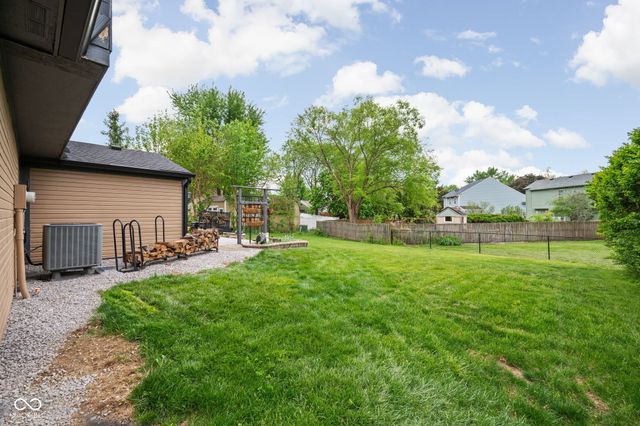 9216 Homeside Drive, Indianapolis, IN 46250