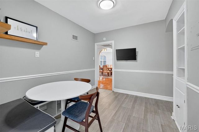 7547 Wellington Way 2C, Clayton, MO 63105