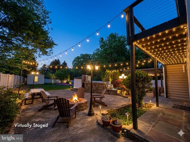 7839 HERITAGE DR, Annandale, VA 22003