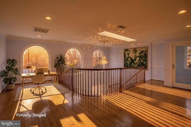 7839 HERITAGE DR, Annandale, VA 22003