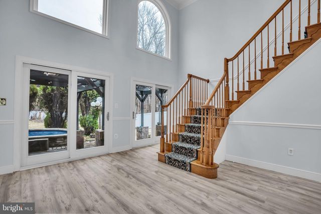 7839 HERITAGE DR, Annandale, VA 22003