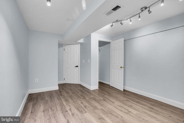 7839 HERITAGE DR, Annandale, VA 22003
