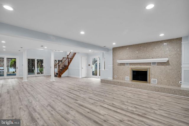 7839 HERITAGE DR, Annandale, VA 22003