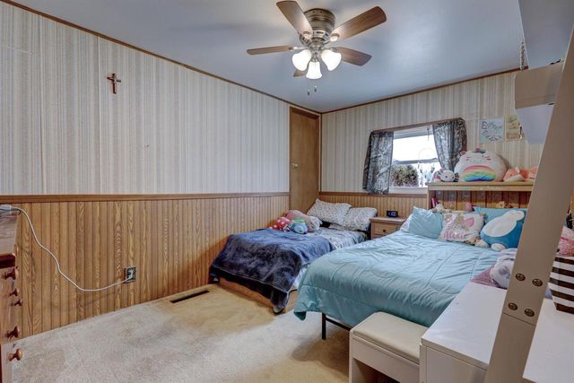 N8801 LAKESHORE DRIVE, Van Dyne, WI 54979